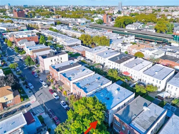 83 Van Sicklen Street image 9 of 10