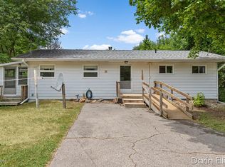 11122 S Sheridan Rd, Fenwick, MI 48834