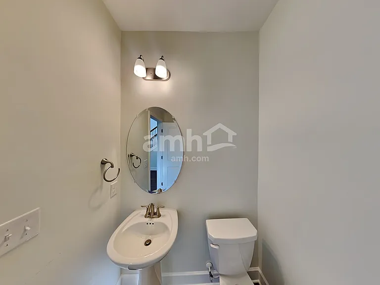 4501 Tarpon Dr — Photo 11