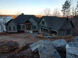 316 Island Dr, Six Mile, SC 29682