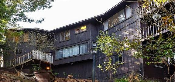 5th image of 556 Cuesta Dr