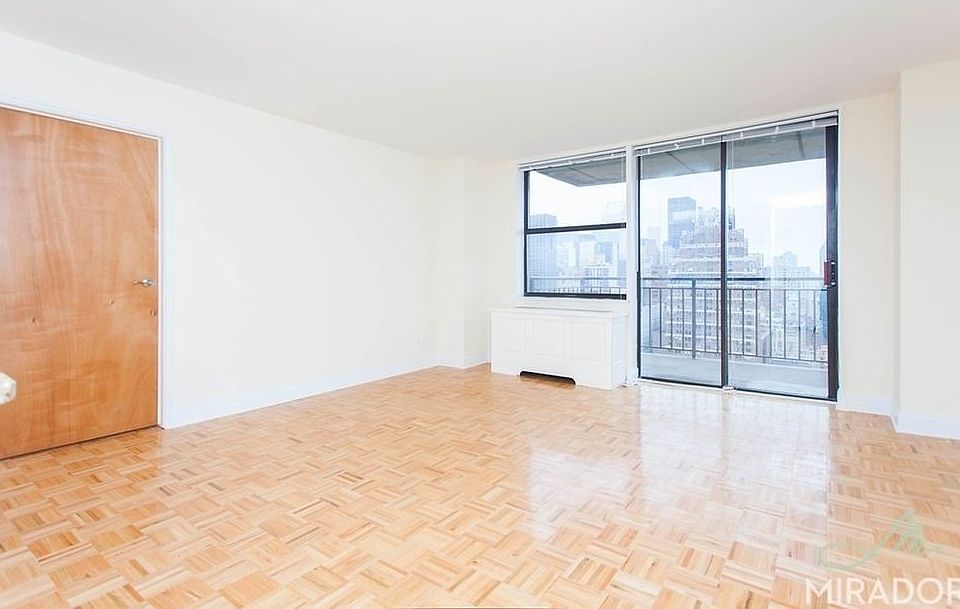 1st image of 330 E 39th St #34F**