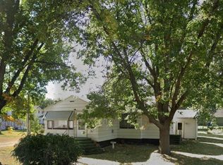 711 Burlington St, Lake Norden, SD 57248