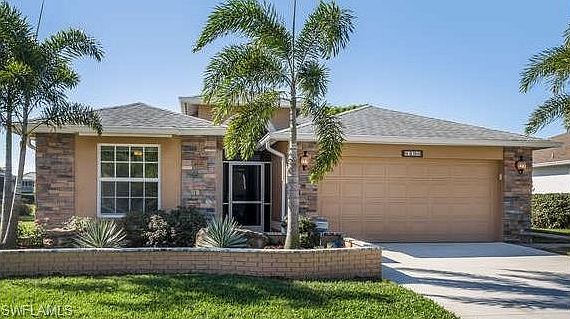 1st image of 8590 Manderston Ct