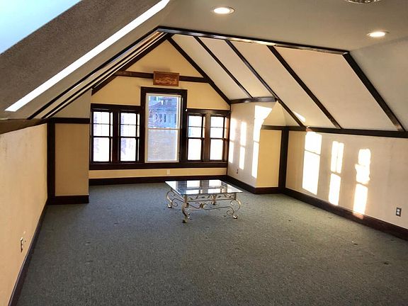 2nd image of 629 Linwood Ave #3