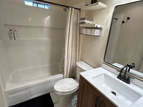 5th image of 692 San Francisco Ave #2