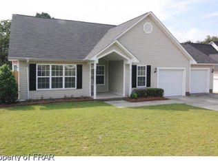 596 Colonial Hills Dr, Lillington, NC 27546