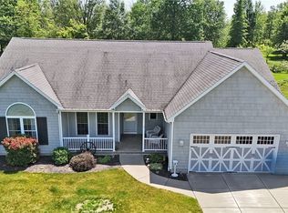 7271 Beechwood Rd, Derby, NY 14047