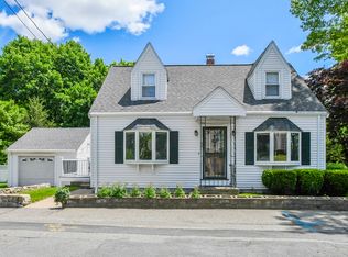 57 Strafford Rd, Westwood, MA 02090