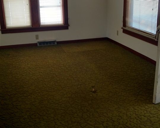 2nd image of 1225 N D St