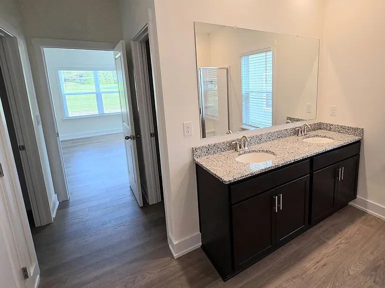 1107 Emily Louise Ln — Photo 14