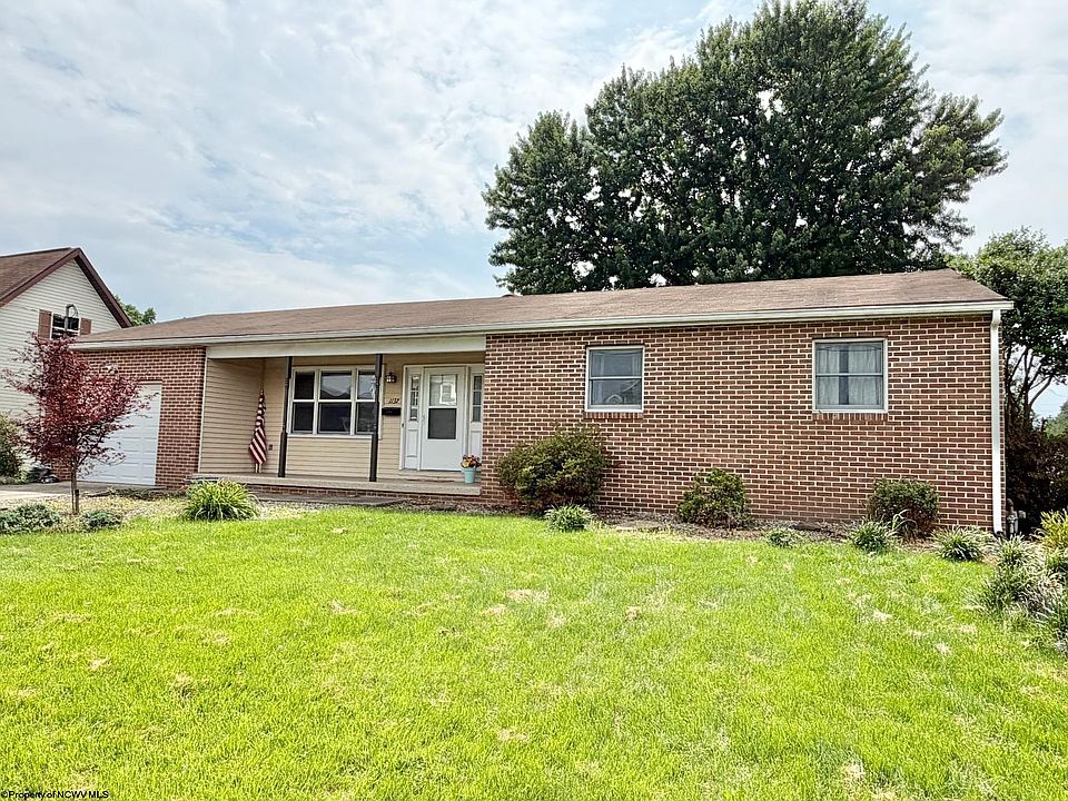 1st image of 1137 Windsor Ave