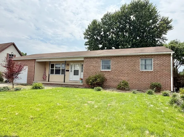 1137 Windsor Ave, Morgantown, WV 26505