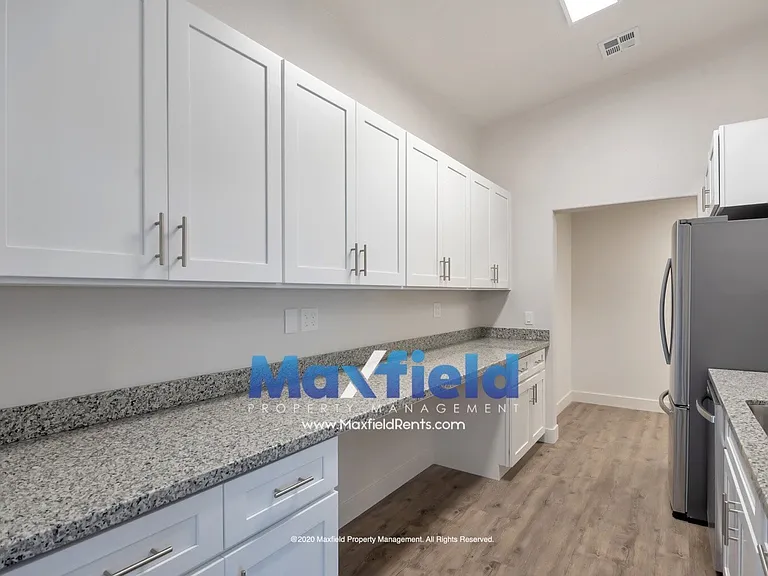 2737 E 750 N #3 — Photo 13
