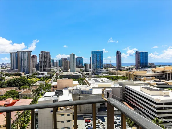 225 Queen St APT 21H, Honolulu, HI 96813