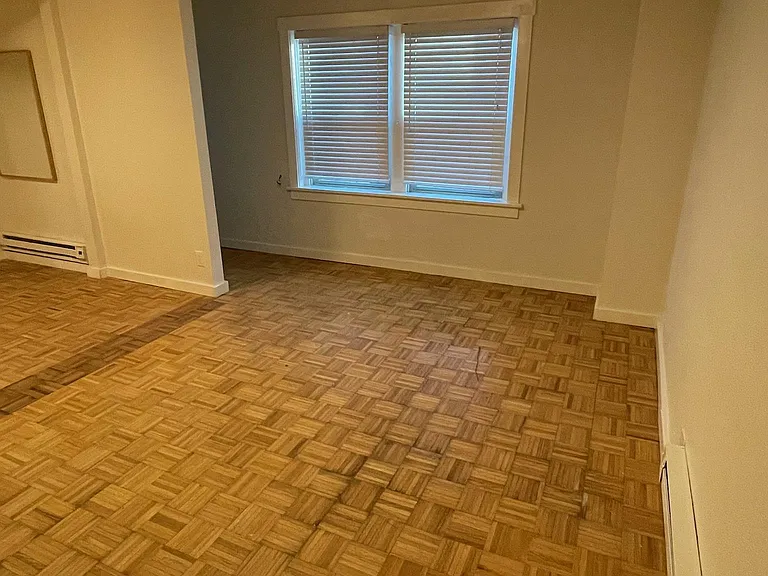main room - windows provide loads of light!
