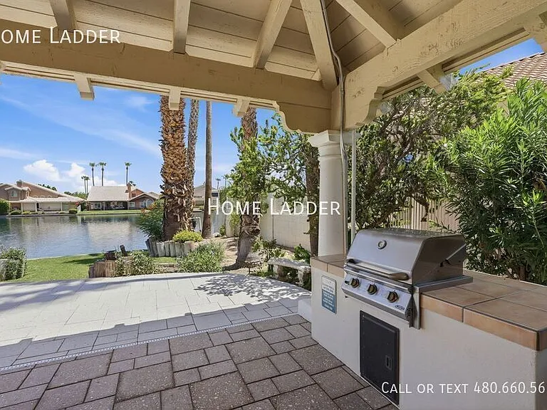 514 S Marina Dr — Photo 37