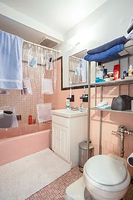 Rented by City Connections Realty | media 17