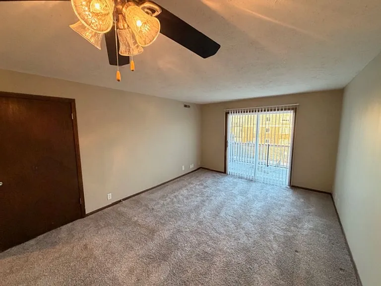 Superior Place Apartments — Photo 17