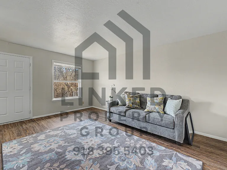 Charl Ann Apartments — Photo 6