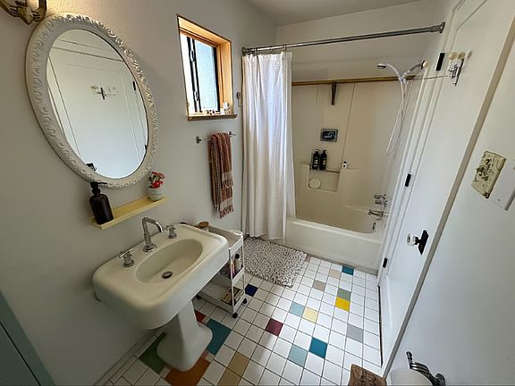 4th image of 1036 Camino Vista Aurora