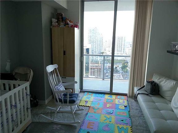 5th image of 1111 SW 1st Ave APT 3620-N