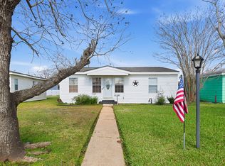 1406 W 6th St, Freeport, TX 77541