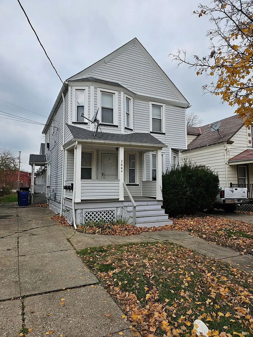 3664 W 48th St photo 1