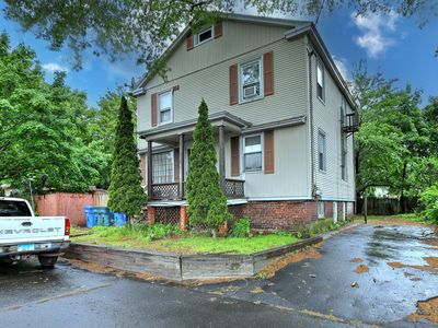 30 Atlas Street, Hamden, CT, 06517