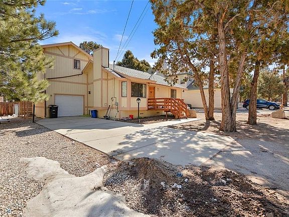 2nd image of 878 Cypress Ln
