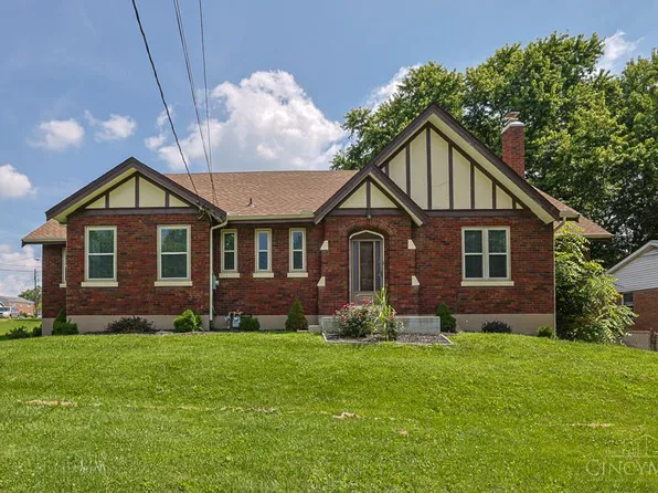 3247 Autumn Ln, Cincinnati, OH 45239