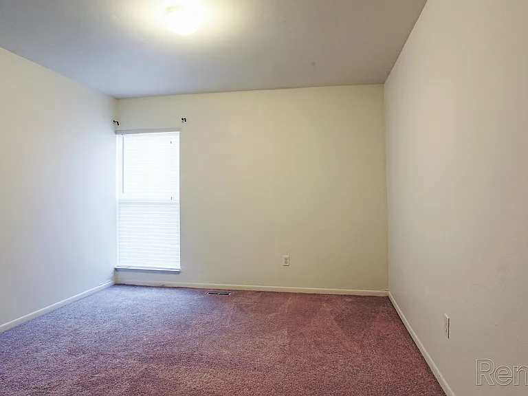 LaFonda Apartments — Photo 37