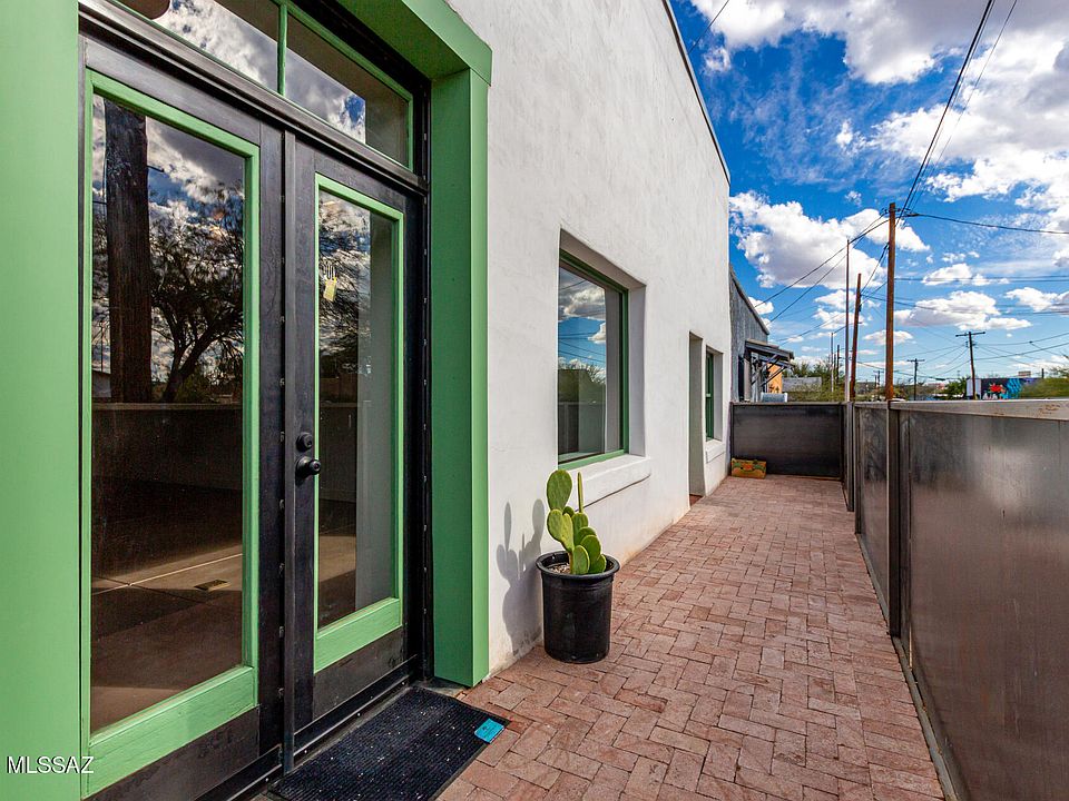 1st image of 926 N Anita Ave