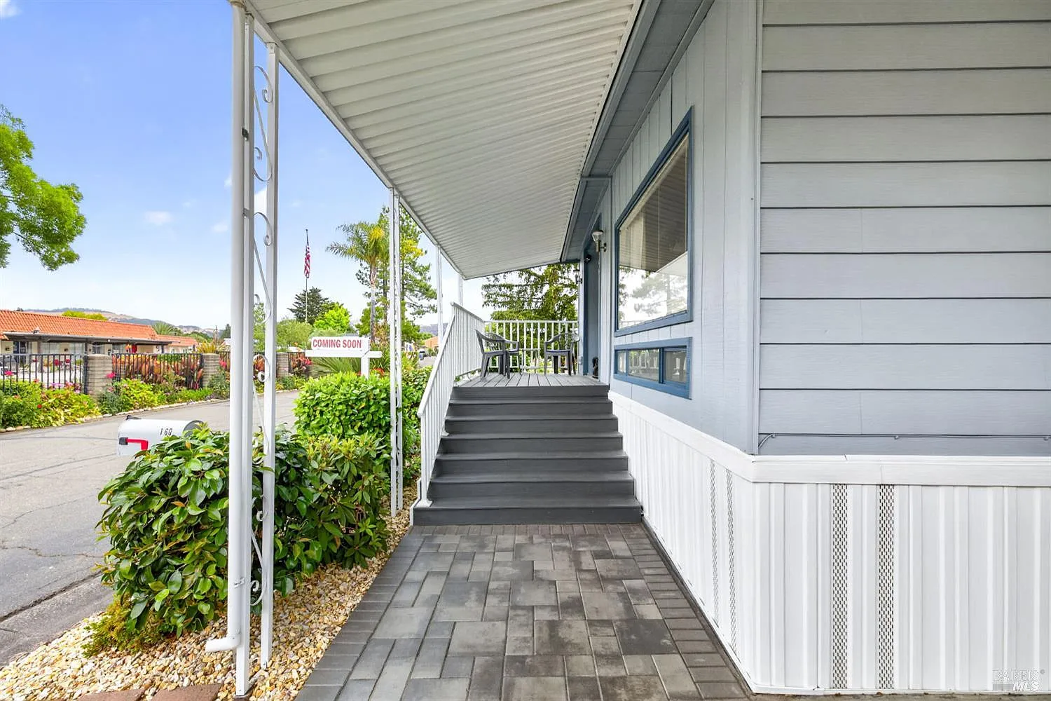 160 Tiffany Drive - Photo 4