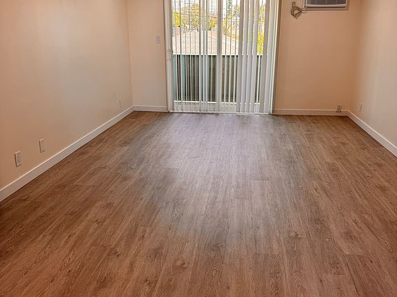 4th image of 375 E Pomona Blvd APT F