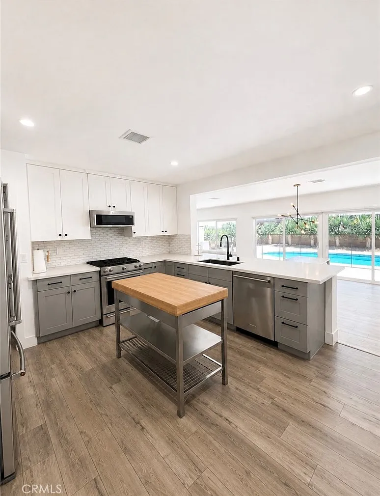 3 bed, 1791 sqft, $6,000 — Photo 4