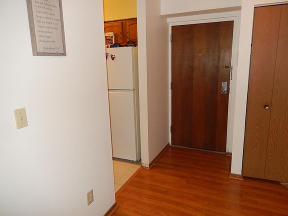 2nd image of 4143 Karl Rd APT 215