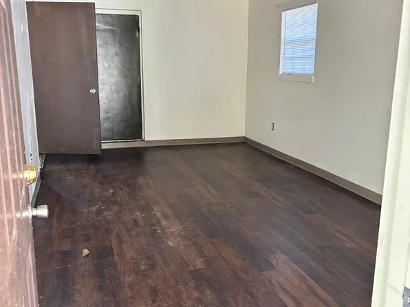 927 SE 10th St, Gainesville, FL 32601