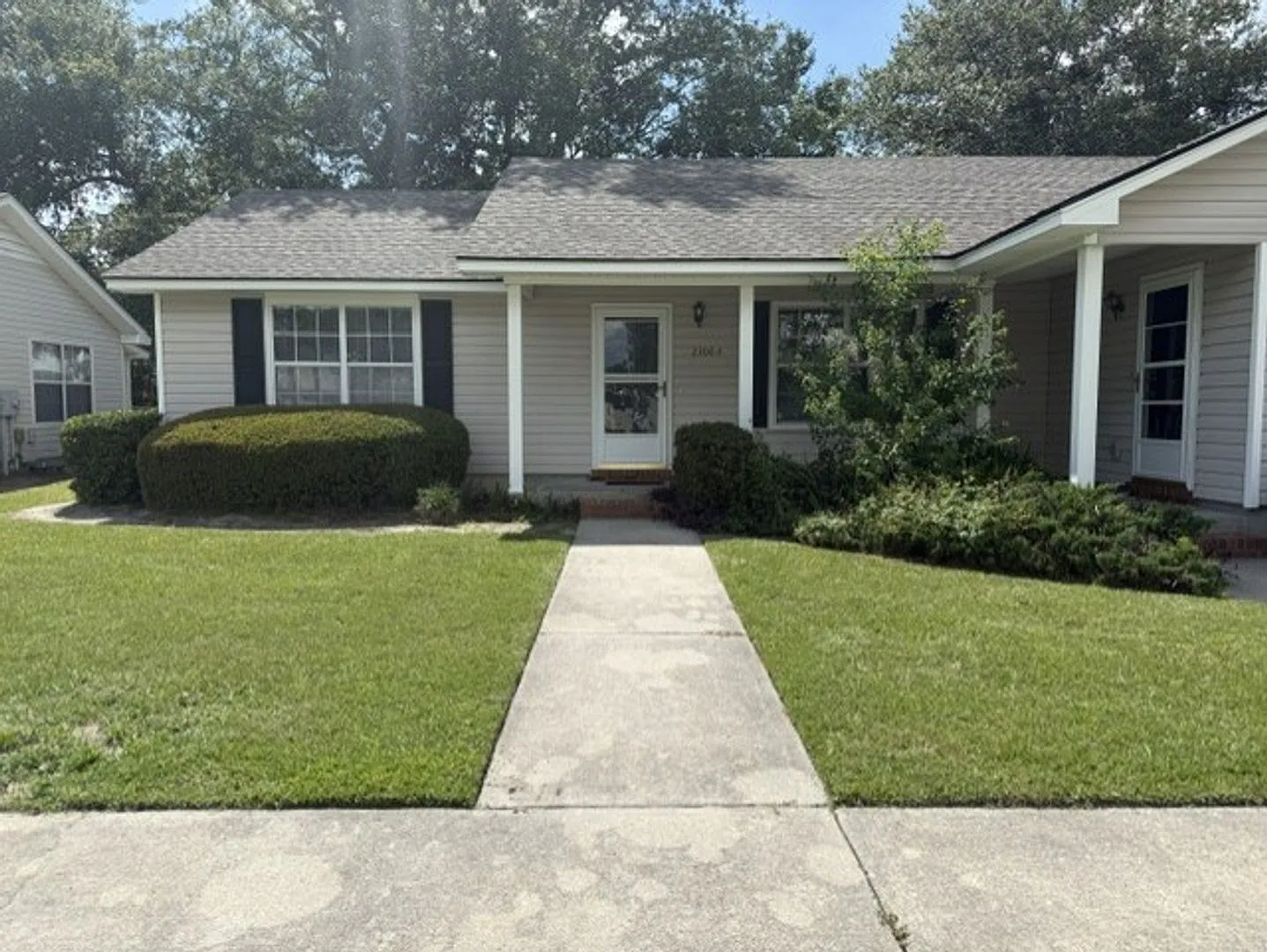 2BD/1B duplex in Valdosta — Photo 1
