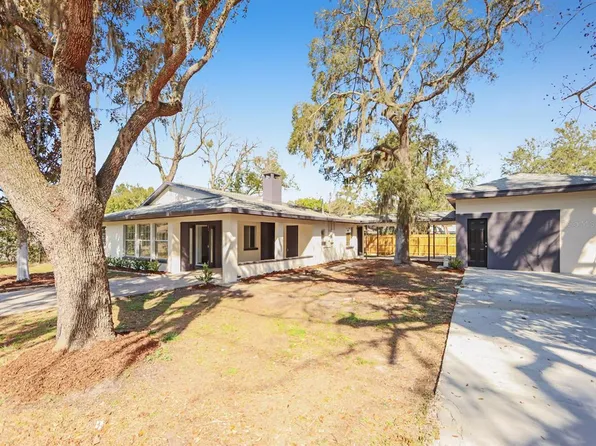 16045 Wallace St, Umatilla, FL 32784