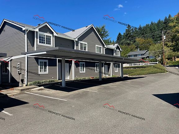 3rd image of 1725 S Market Blvd APT A3