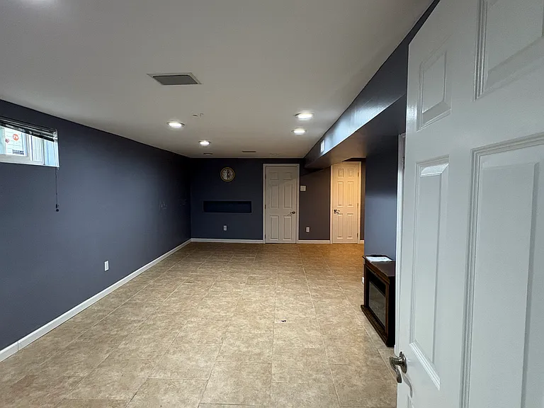 327 Chesterton Ave — Photo 20