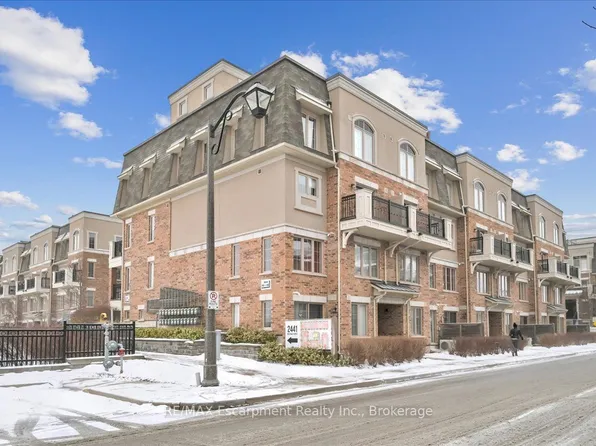 2441 Greenwich Dr #64, Oakville, ON L6M 0S3