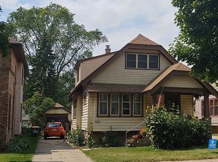 2225 N 65th St, Wauwatosa, WI 53213
