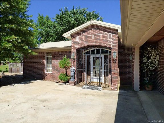 2nd image of 20 Pecan Ln