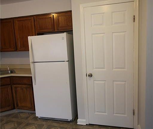 4th image of 3609 Birchwood Ct #36
