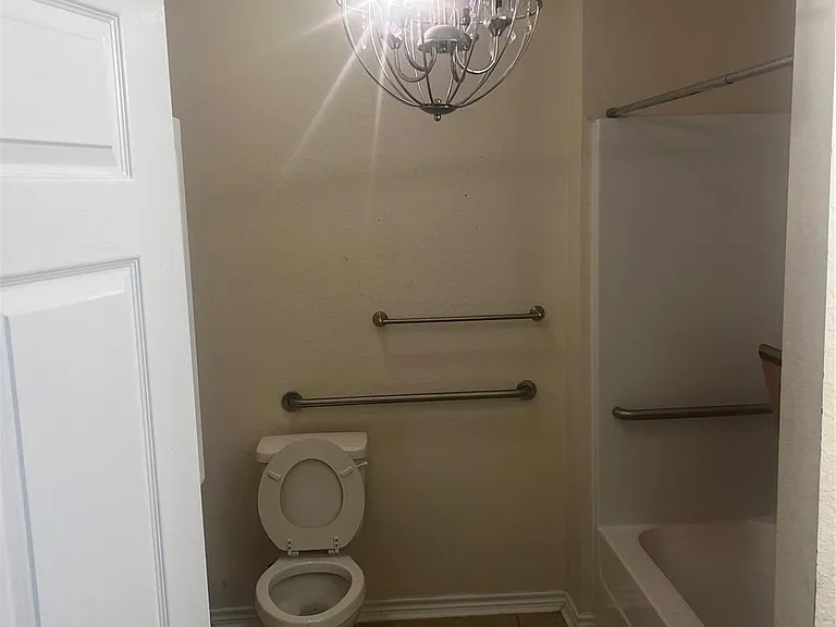 3134 Babin Dr — Photo 15