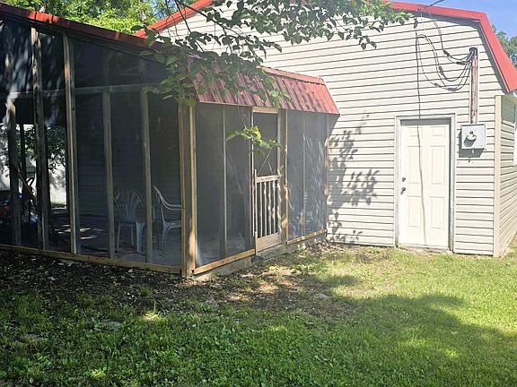 4th image of 26595 Carefree Ln