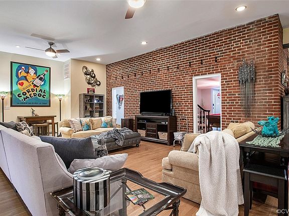 3rd image of 3100 Noble Ave