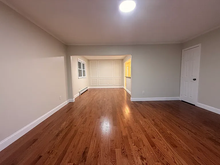 147 W 52nd St #1 — Photo 8